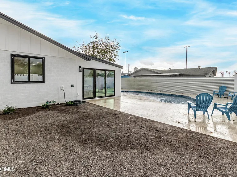 8401 E San Miguel Ave — Photo 20
