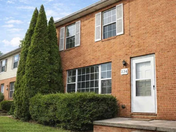 234 Nottoway Dr, Stephens City, VA 22655