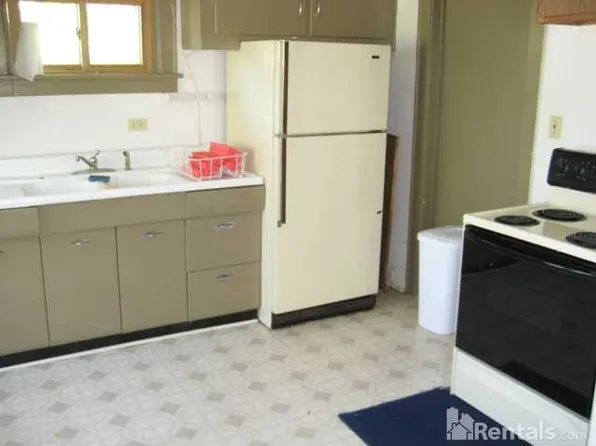 511 N 77th Ave W, Duluth, MN 55807