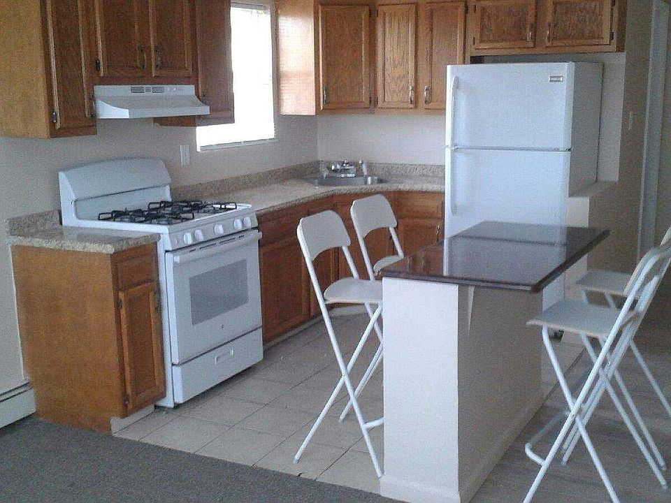 1st image of 18720 Baisley Blvd