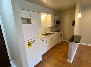 121 S Washington St APT 7, Genoa, IL 60135