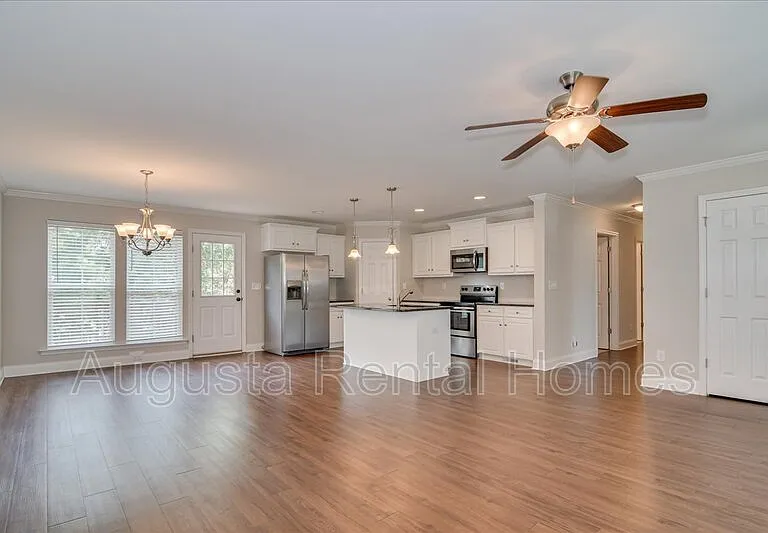33 Ashton Pointe Dr — Photo 8