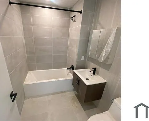 2103 Union St #4M — Photo 2