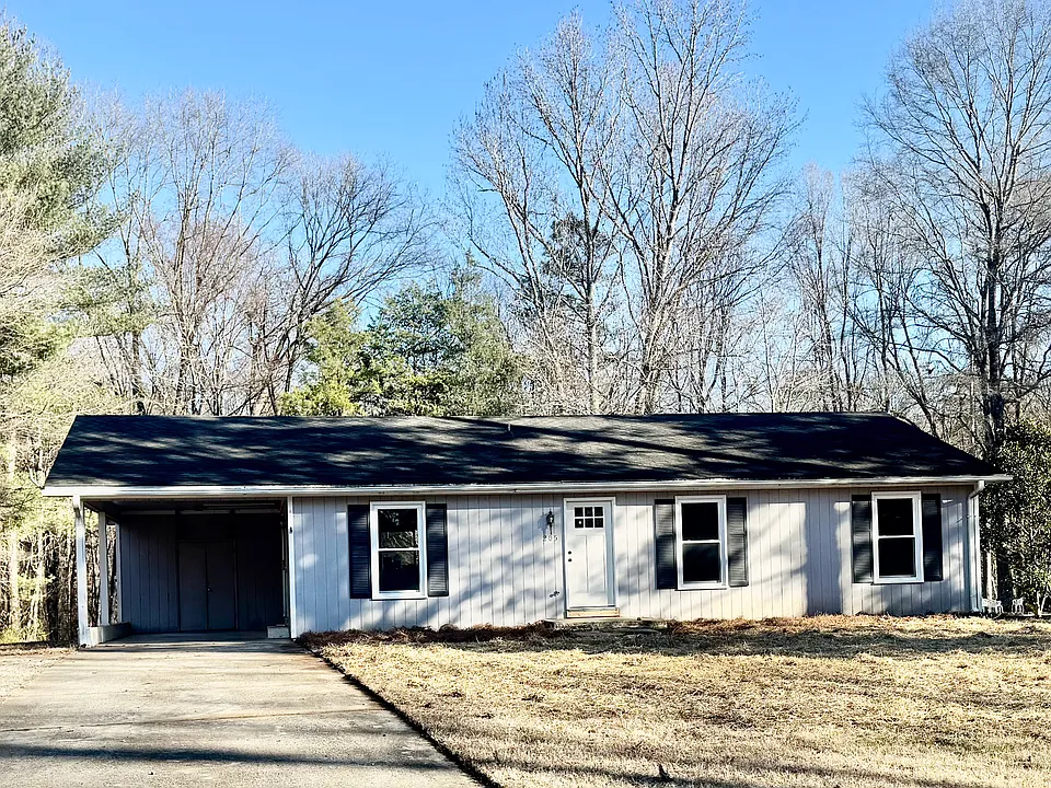 205 Cedar Forest Ln