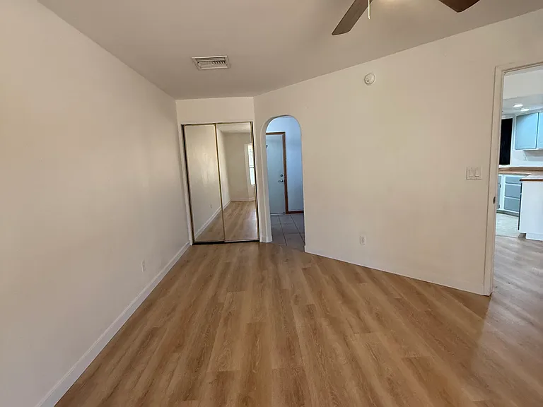 383 Swan Dr — Photo 13