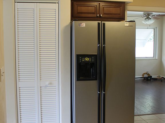 Kitchen/Pantry