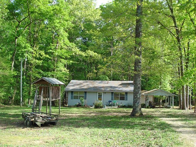 1st image of 230 Pinecrest Dr