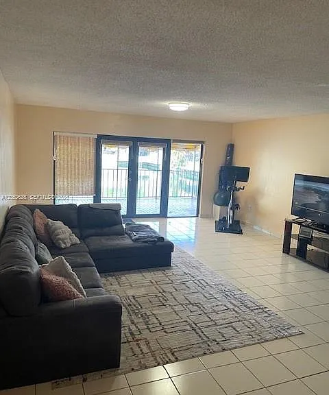 6364 Milk Wagon Ln #6364 — Photo 3