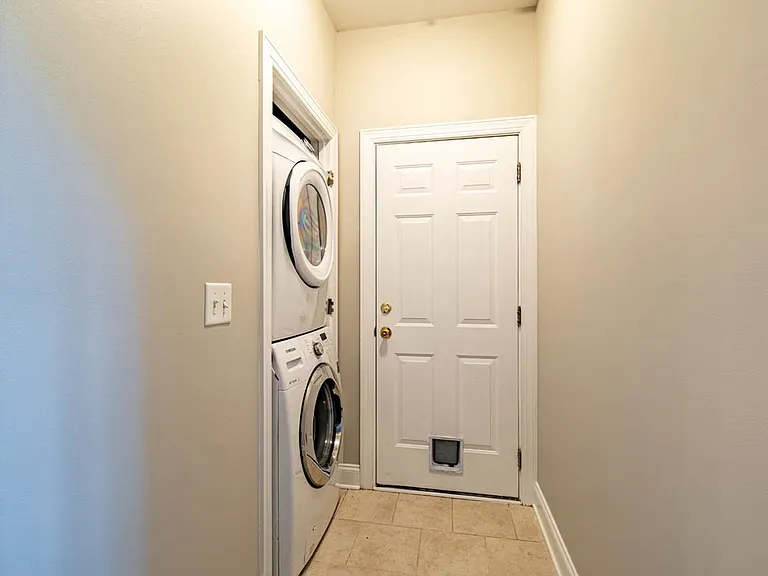 6301 Grove Estates Ter — Photo 17