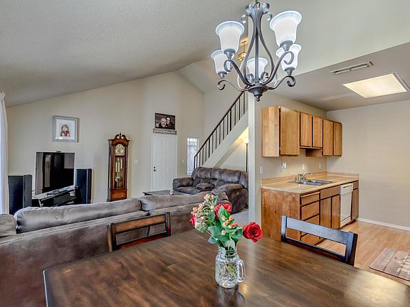 4th image of 6011 Ogden Nash Way