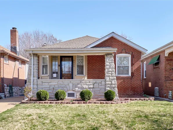 3999 Dover Pl, Saint Louis, MO 63116
