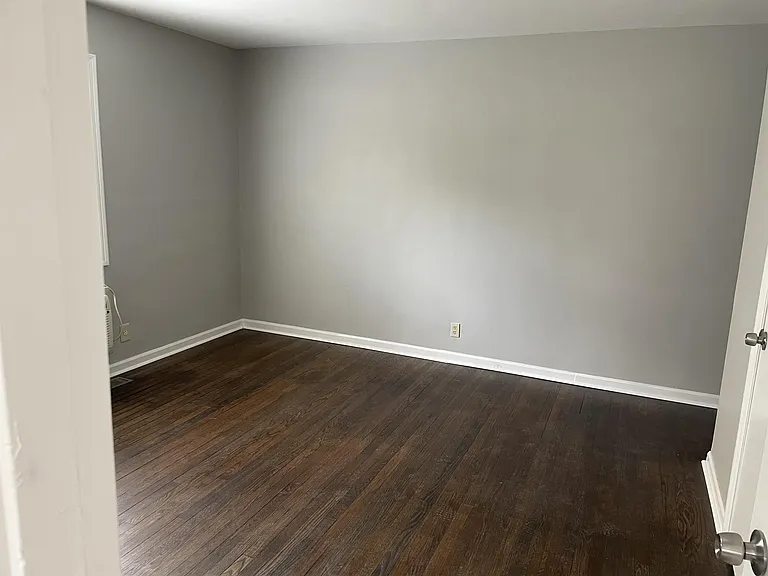 2047 Coburn Blvd #5 — Photo 5