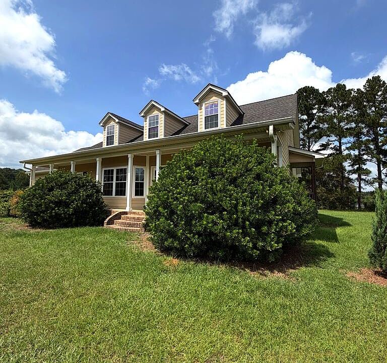 1st image of 114 Nancy Ln