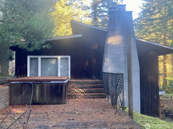18233 30th Avenue NE, Lake Forest Park, WA 98155