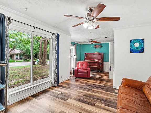 2nd image of 2149 Savannah Trl