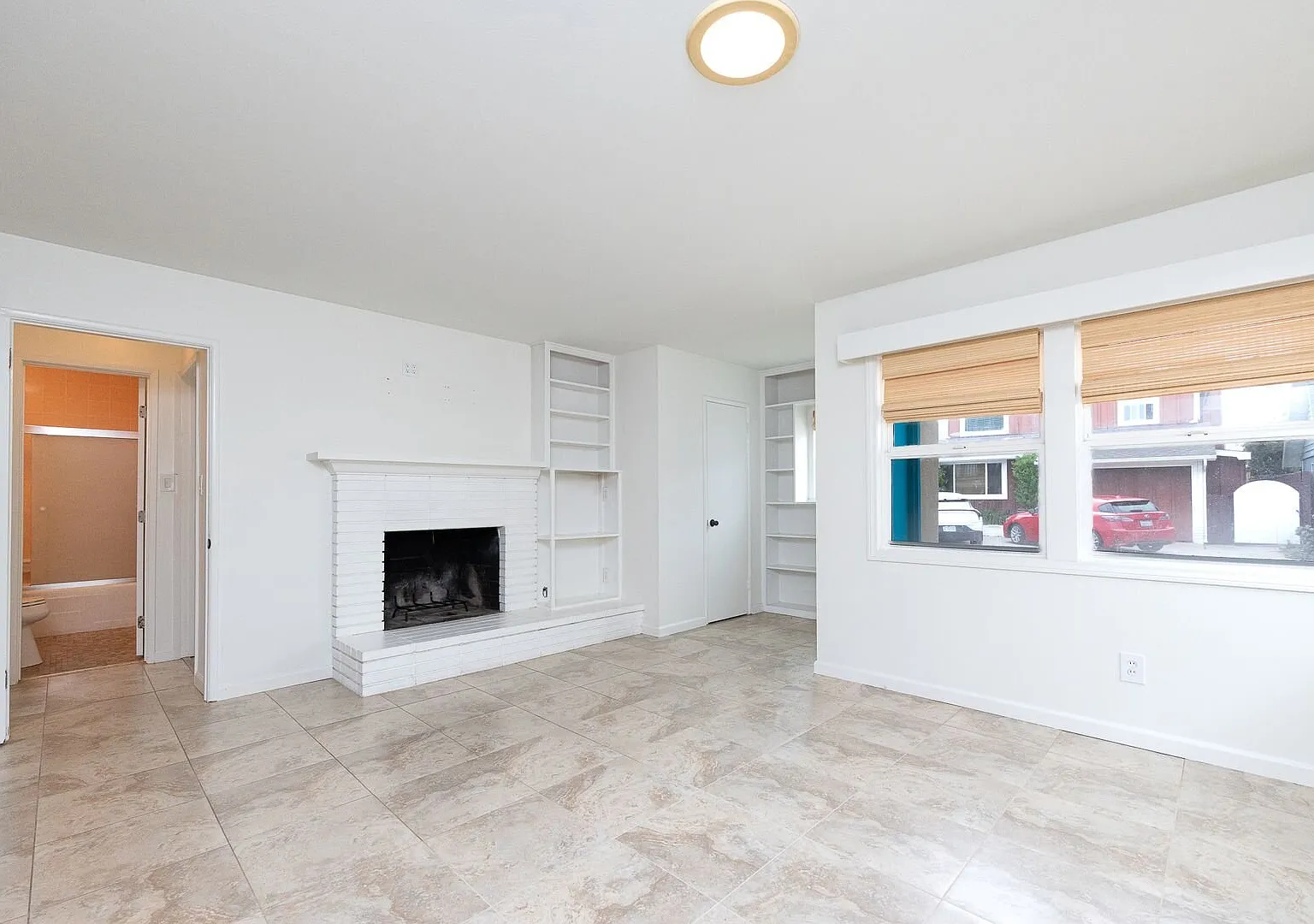3 Bedroom + 2 Bathroom Duplex | Silverstrand | Oxnard | Unfurnished — Photo 2