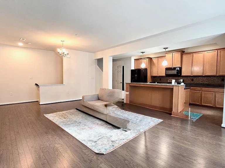 3034 Meridian Cmns #B — Photo 27