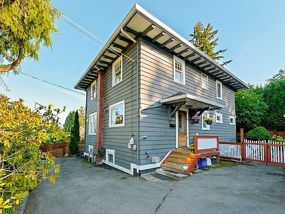 4th image of 5558 Laurel St