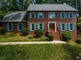 350 Highlands Trce, Roswell, GA 30075
