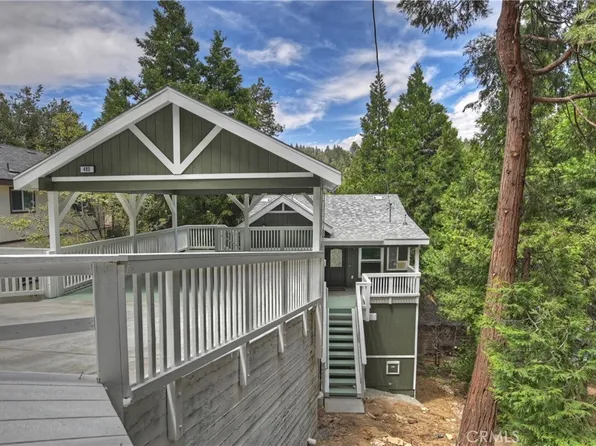 489 Valley Rd, Crestline, CA 92325