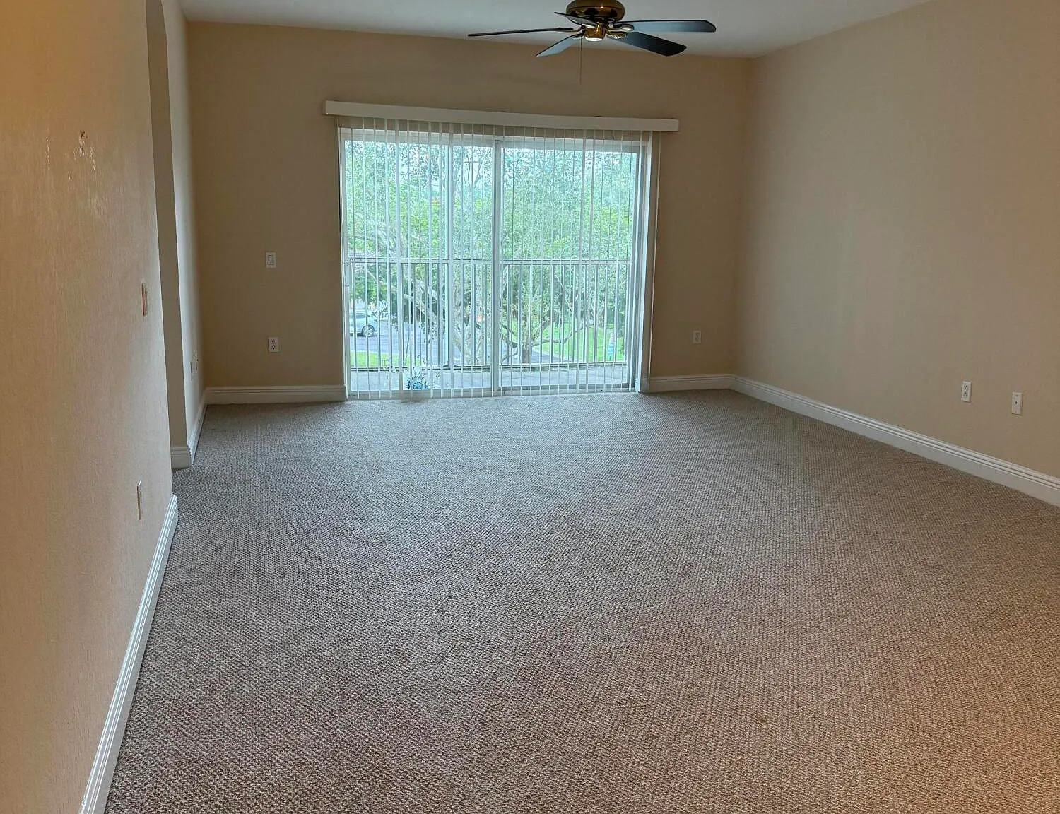 2 bed, 2.0 bath, 1373 sqft, $1,750 — Photo 2