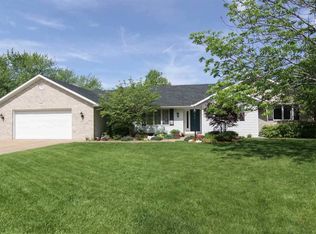 201 Blackhawk Dr, Park View, IA