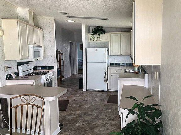 3rd image of 436 Bermuda Dr #24