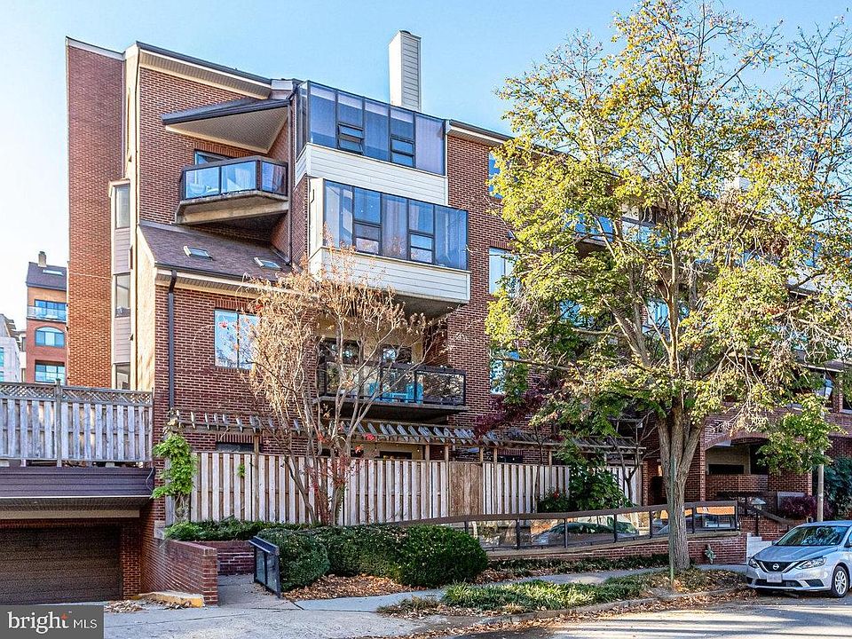 1st image of 1020 N Stafford St APT 101