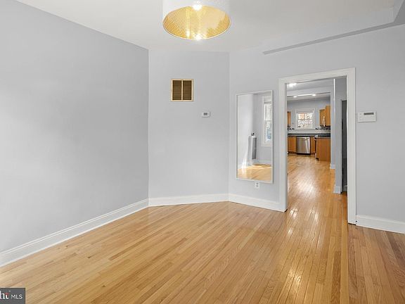 5th image of 1648 Kramer St NE