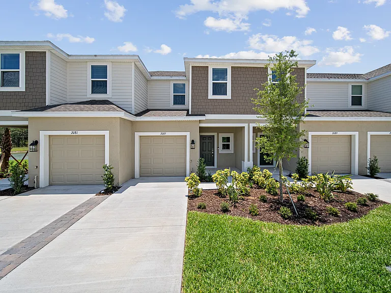 2085 Hallier Cv — Photo 1