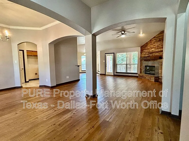 629 Madeline Ct — Photo 5