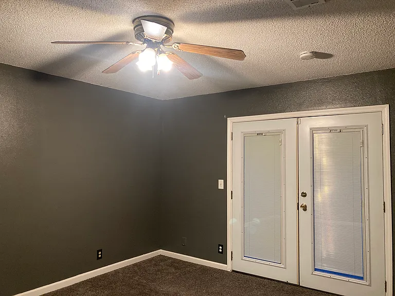 2385 Fernwood Dr — Photo 6