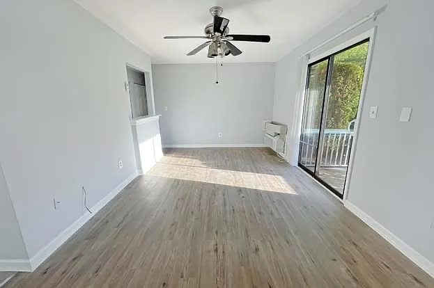 20-103 Delar Pkwy — Photo 2