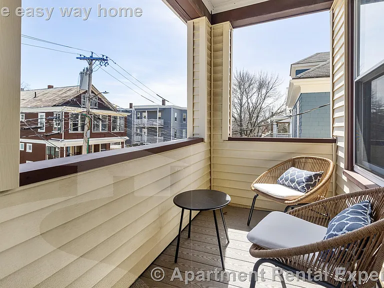 18 Barton St #2 — Photo 11