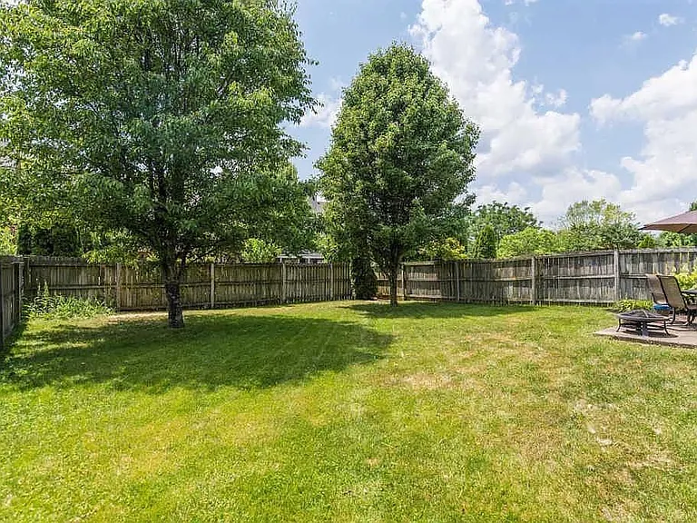 508 Hadlow St — Photo 29