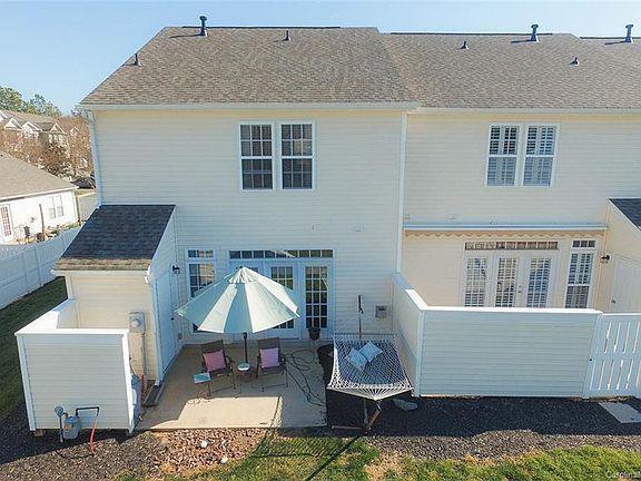 2nd image of 6023 Blackheath Dr #348