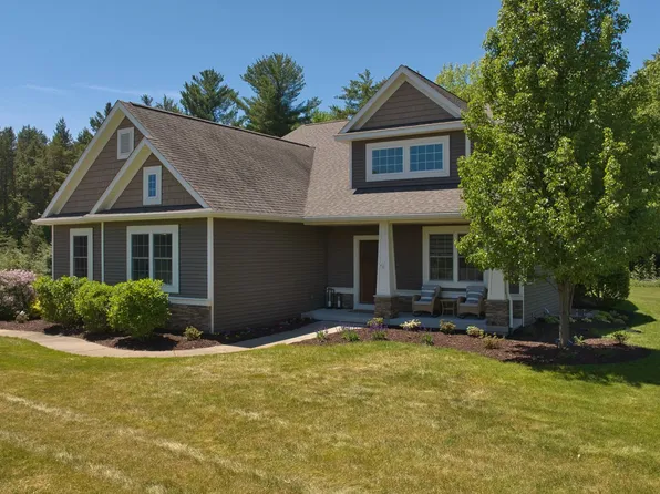 2083 N Harvest Cir, Midland, MI 48642