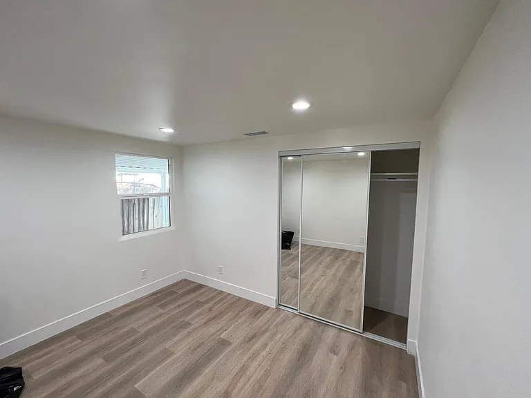 4568 W Rosamond Blvd #20 — Photo 13