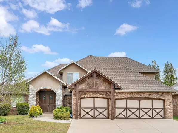 3245 W Brett Drive, Springfield, MO 65810