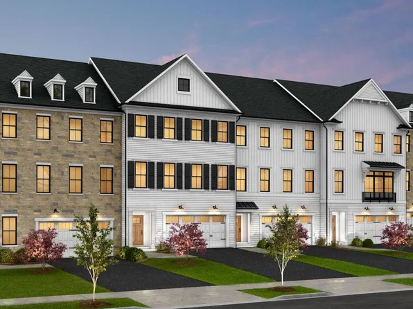 737 Walkers Mill Ln, Wilmington, DE 19807