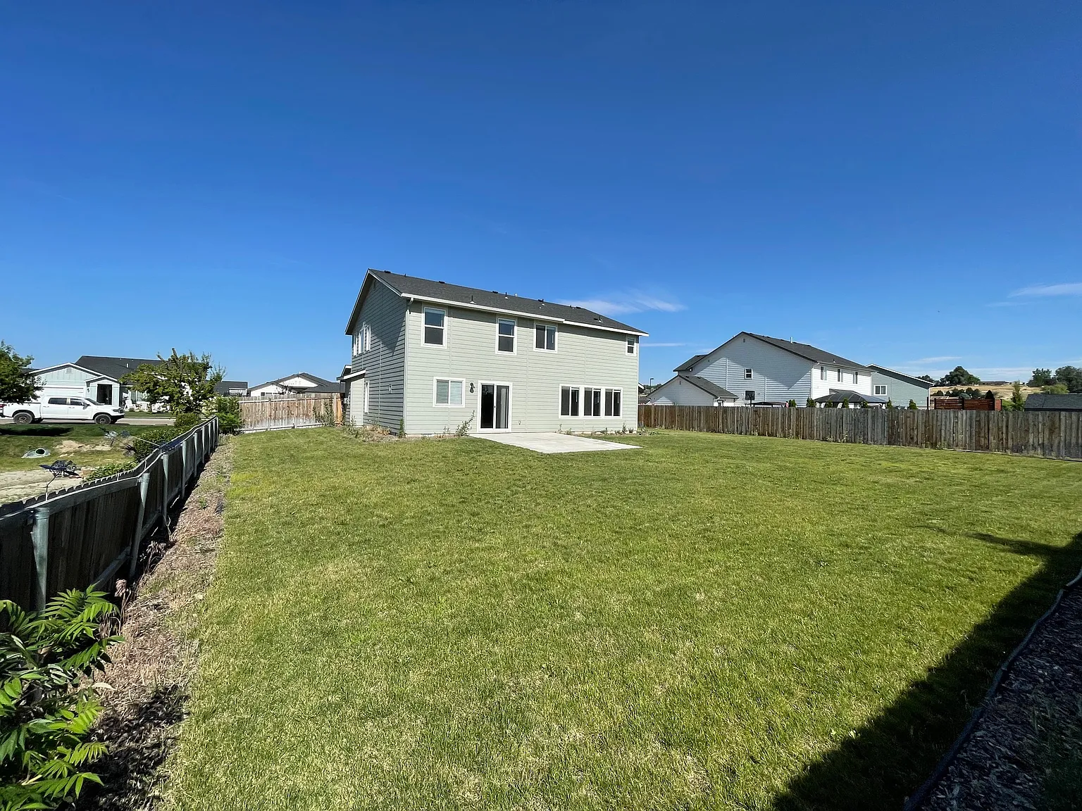 4 bed, 2.5 bath, 2538 sqft, $2,695 — Photo 2