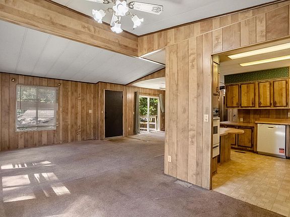 5th image of 14144 Wycliff Way