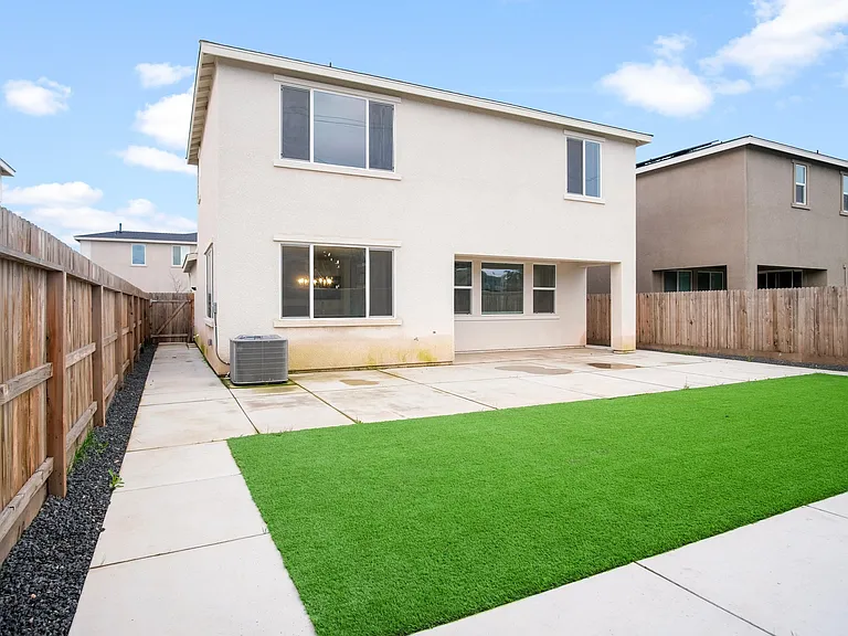 2455-00 Explorador Dr — Photo 6