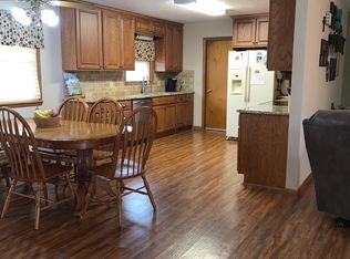 611 S Elm St, Greensburg, KS 67054