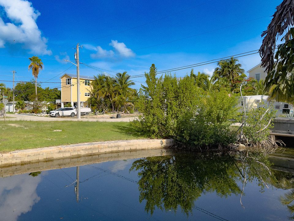 1st image of 1A Palm Dr