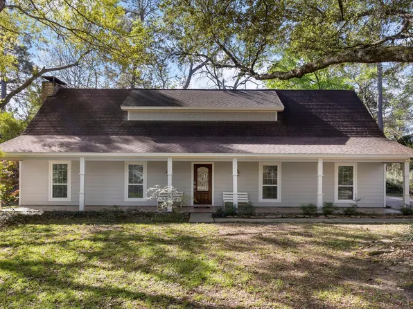 1 Cape Chestnut Dr, Spring, TX 77381