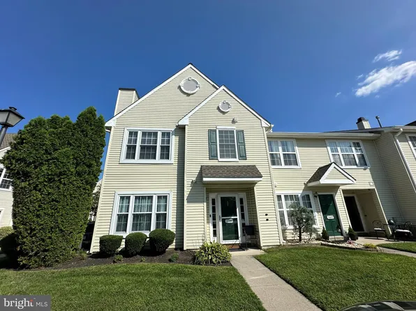 3601 Ebbtide Ln, Palmyra, NJ 08065