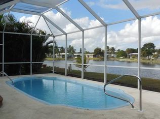 303 Riverwood Rd, Naples, FL 34114