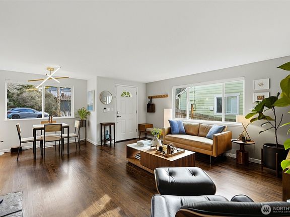 5th image of 11815 20th Avenue SW