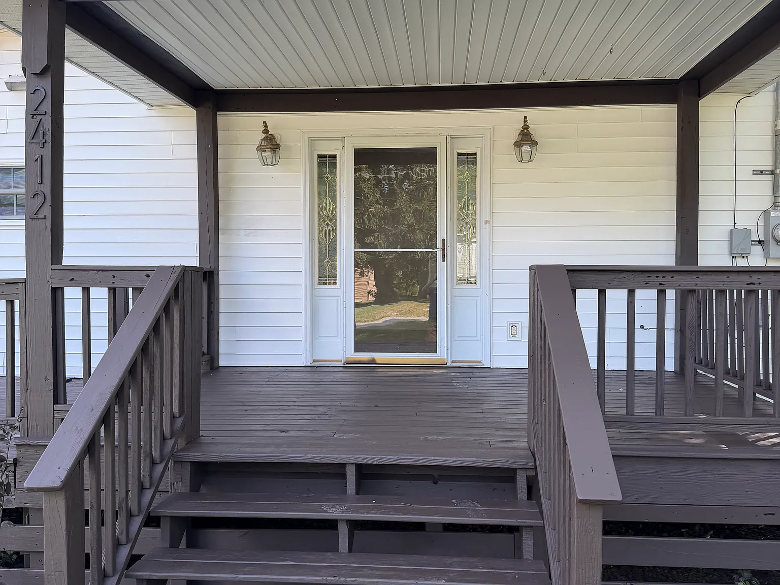 3 bed, 1300 sqft, $1,525 — Photo 1